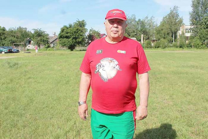 Внимание государства чувствуют все спортсмены, отмечает Валерий ВАВЛЕВ, заслуженный тренер Республики Беларусь, глава федерации баскетбола в районе, тренер Мостовской СДЮШОР