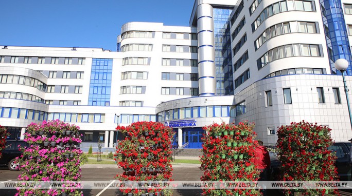 'Это очень нужный объект' - Лукашенко открыл центральную городскую поликлинику в Гомеле