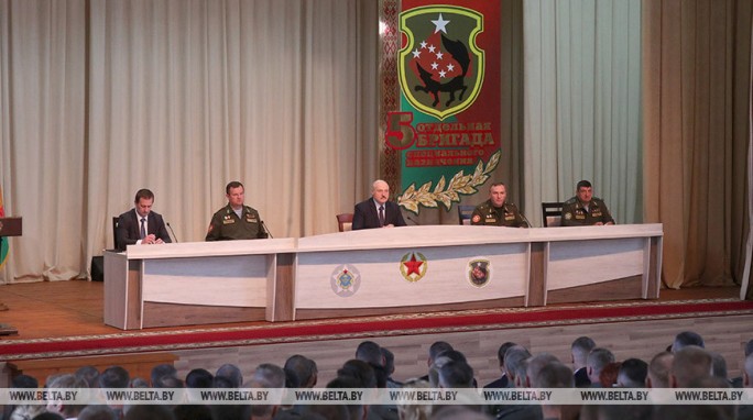 Александр Лукашенко: всякие войны сейчас начинаются с уличных протестов, демонстраций