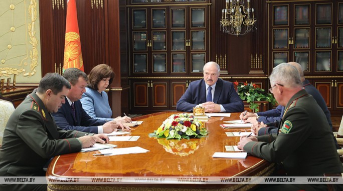 Александр Лукашенко собрал срочное совещание с членами Совбеза по ситуации с задержанием боевиков иностранной ЧВК