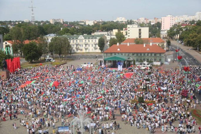 «Мы выбираем мир и свободу!» Жители Мостовского района поделились впечатлениями о митинге в Гродно