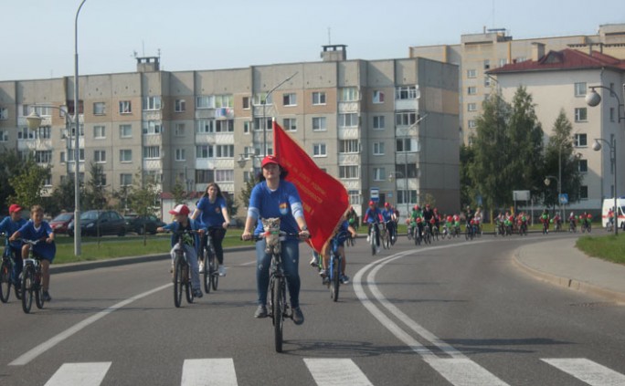 Готов объехать целый свет велосипед. На Мостовщине прошёл веломарафон «Связь поколений»