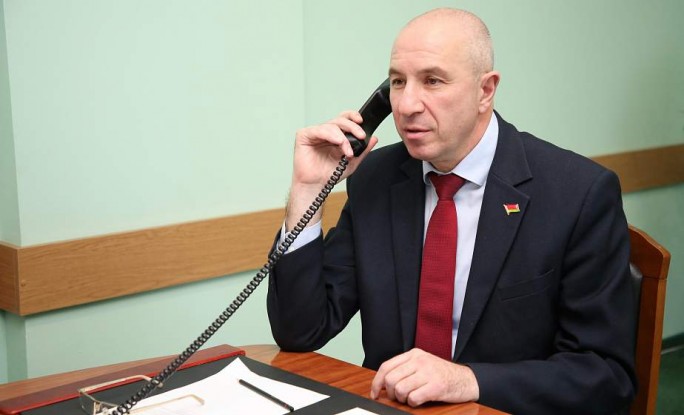 Помощник Президента – инспектор по Гродненской области Юрий Караев 1 декабря проведет прямую телефонную линию