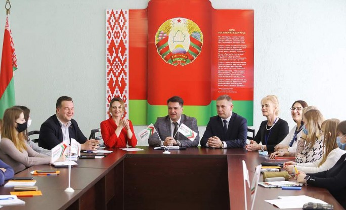 Не сухие лекции, а живое общение и интерактивные форматы. В областном институте развития образования завершилась школа молодого педагога