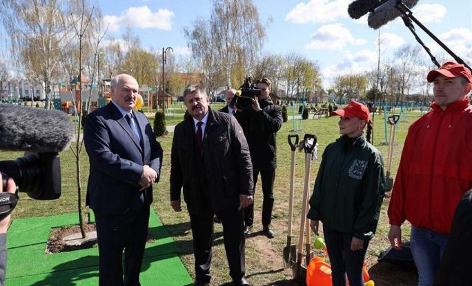 Александр Лукашенко дал дополнительные поручения по благоустройству Брагина и подобных ему городков
