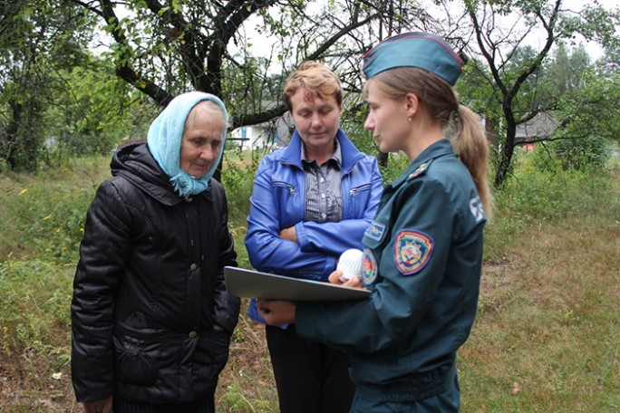 Профилактическая акция МЧС «С заботой о безопасности малой родины» продолжает свою работу по Мостовскому району