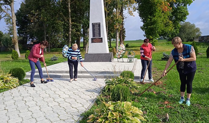 Добрых дел на счету активисток Мостовской районной организации Белорусского союза женщин становится всё больше