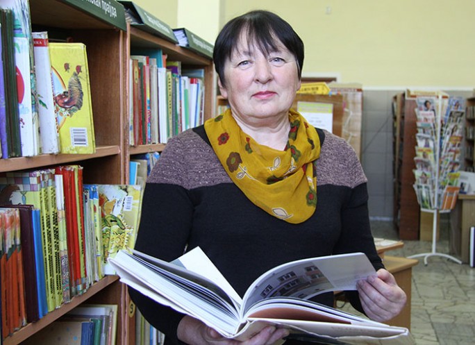 Библиотеки будут жить, потому что будет жить духовность – убеждена заведующая отделом районной библиотеки Людмила Покотило