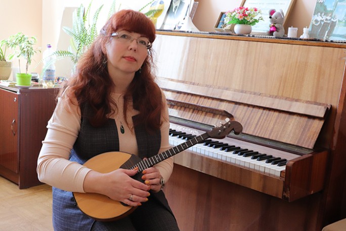 Люби то, что делаешь. Почему мостовчанка Тина Возняк выбрала музыку для своего профессионального пути