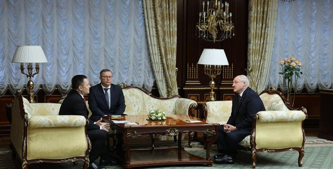 Александр Лукашенко подтвердил планы провести ВГС 4 ноября и отметил попытки вбить клин в отношения с Россией