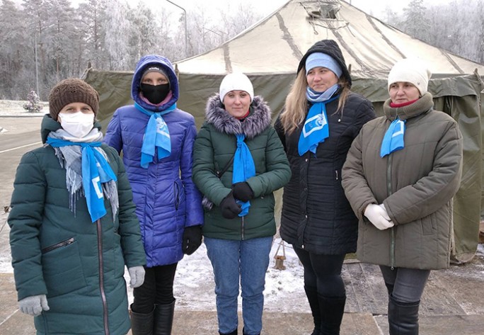 Активистки Белорусского союза женщин Мостовщины 14 декабря работали в качестве волонтёров в лагере беженцев