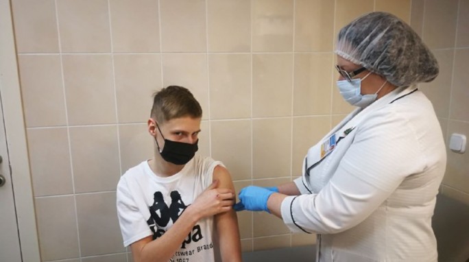 Вакцинация детей против инфекции COVID-19 началась в Беларуси