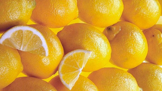 Любите лимон? Вот как он влияет на организм