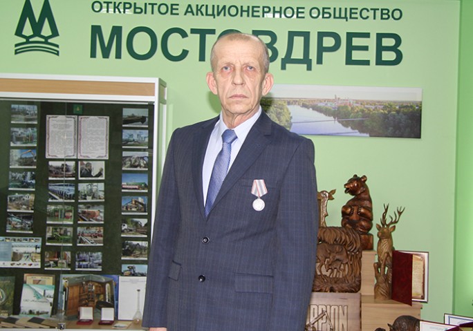 Есть повод для гордости за страну и предприятие, утверждает Анатолий Кривулько, недавно награждённый медалью «За  трудовые заслуги»