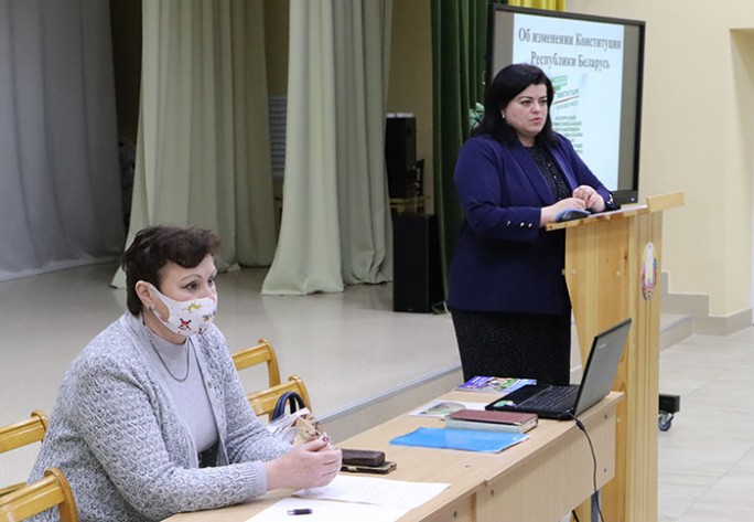 На защите прав и гарантий. Профсоюзный правовой приём прошёл в Мостах