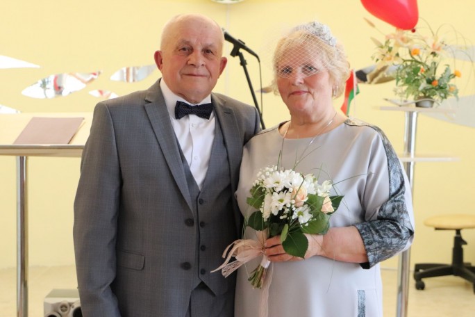 50 лет рядом и вместе. Семья Панас из Мостов отпраздновала золотой юбилей совместной жизни