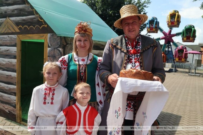 Семья Заневских заняла третье место в финале республиканского проекта «Властелин села»