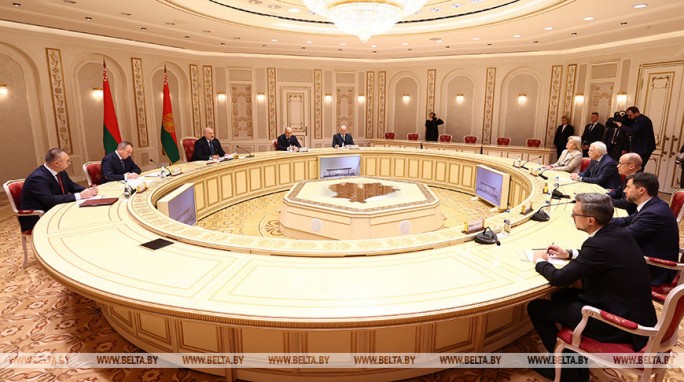 'Сегодня не деньги главное'. Лукашенко рассказал об основной теме в переговорах с Путиным