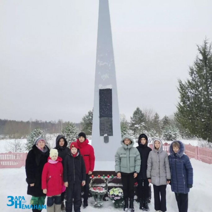 Мостовские школьники почтили память погибших земляков