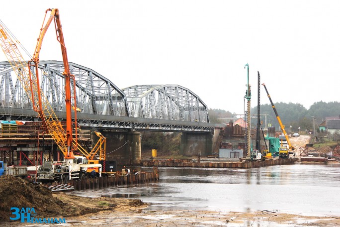 Главная стройка района. На реке Неман в Правых Мостах продолжается строительство нового автомобильного моста