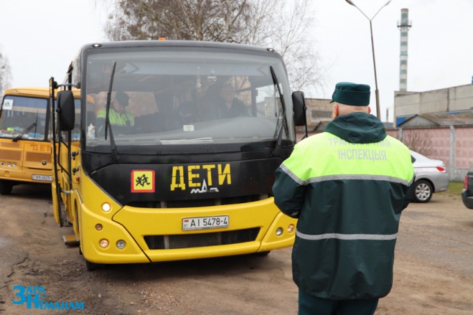 Прошли ли проверку школьные автобусы Мостовщины?