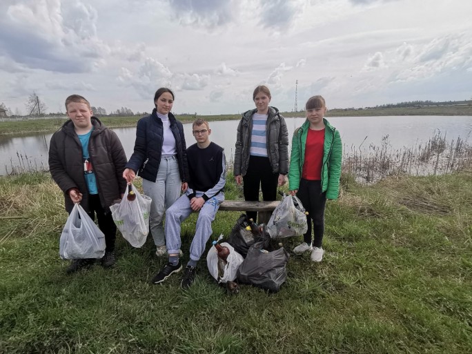 Помогли природе