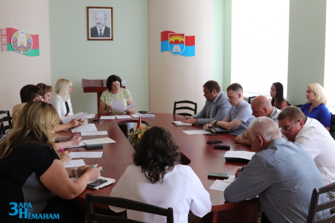 В Мостовском райисполкоме прошло заседание межведомственного совета по правам инвалидов