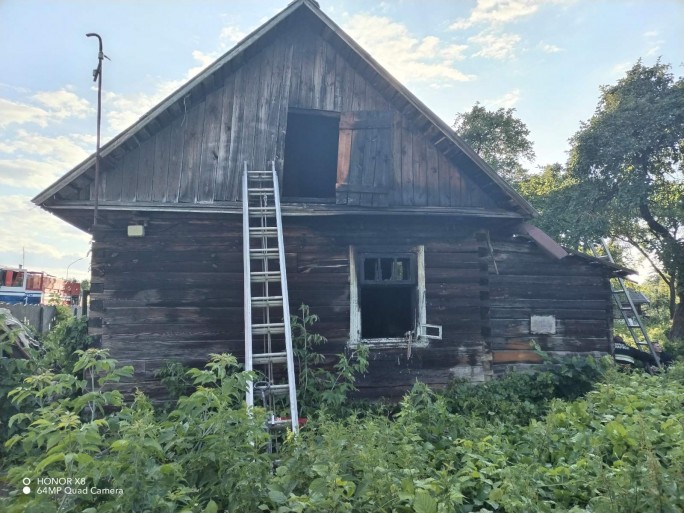Пожар в нежилом доме
