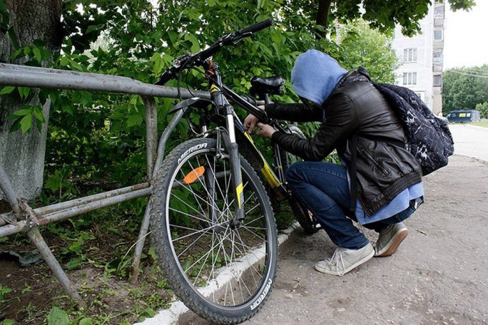 Напоминаем правила, как сохранить велосипед в целости и невредимости