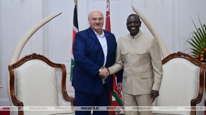 Лукашенко предложил Президенту Кении выработать дорожную карту развития сотрудничества