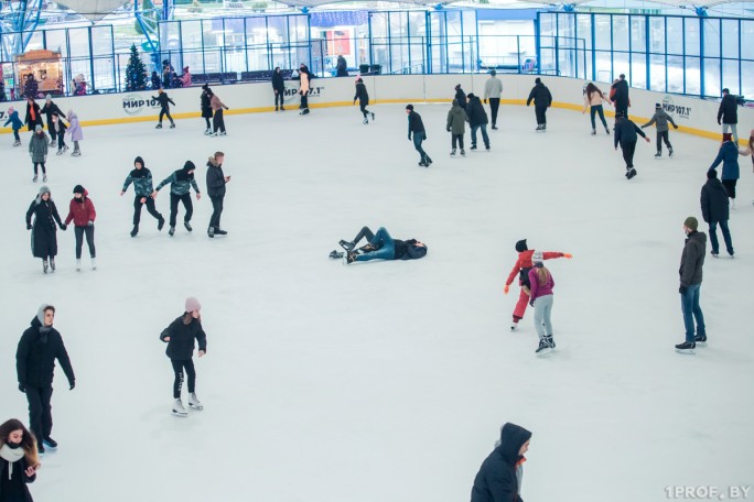 Где в Беларуси покататься на коньках, как выбрать спортинвентарь и овладеть азами мастерства